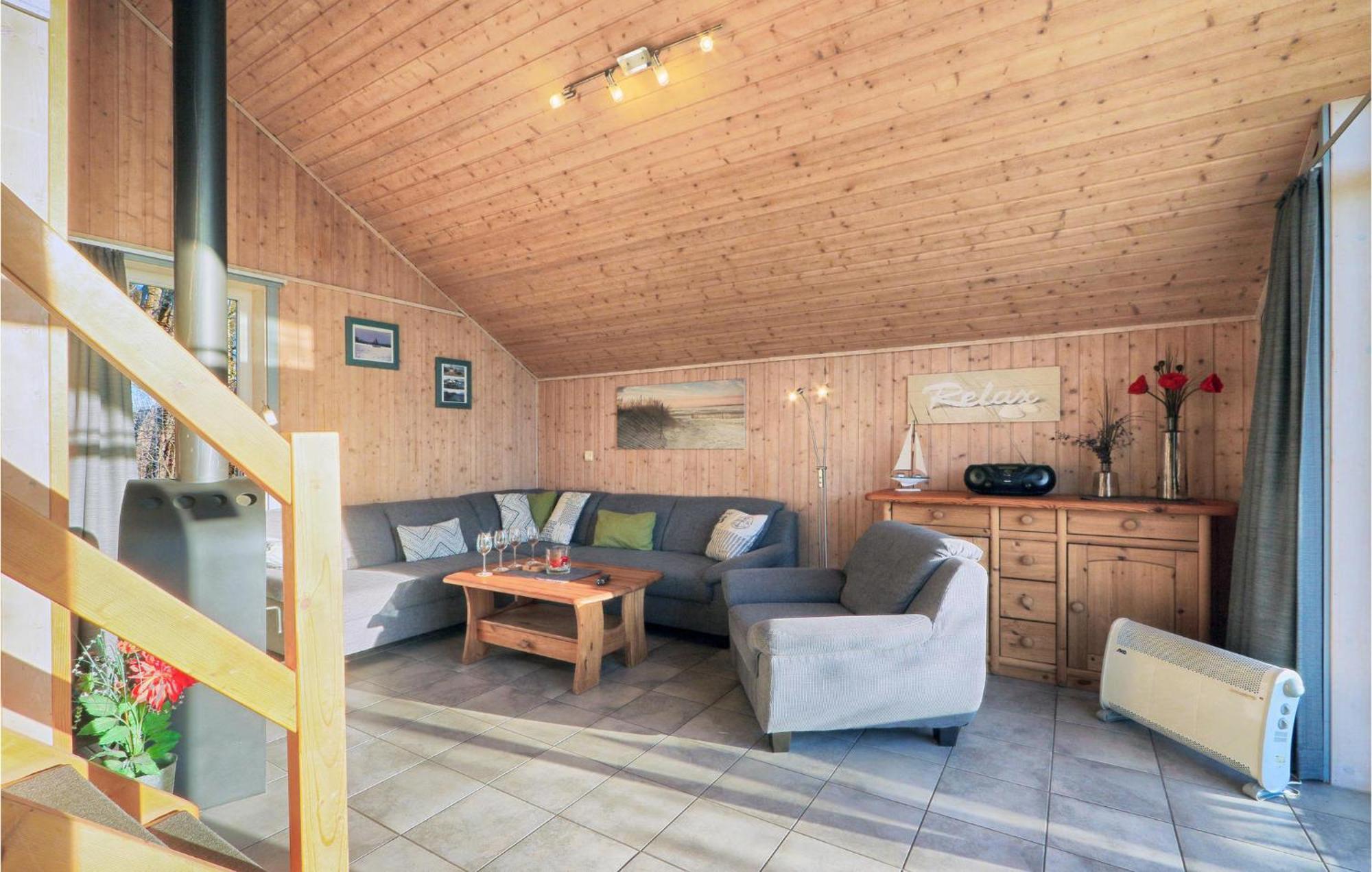 Cozy Home In Rechlin With Wifi Exterior foto