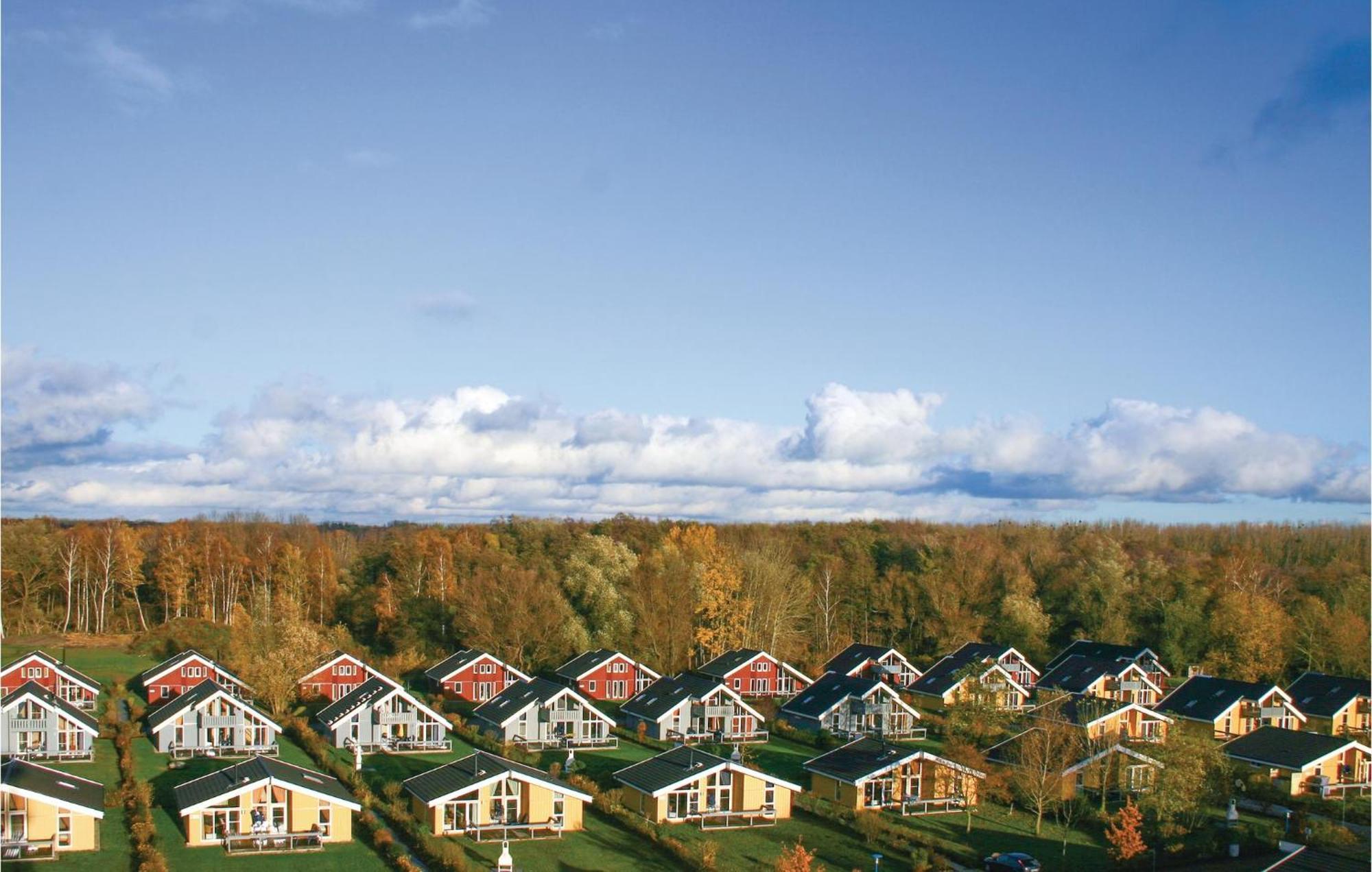 Cozy Home In Rechlin With Wifi Exterior foto